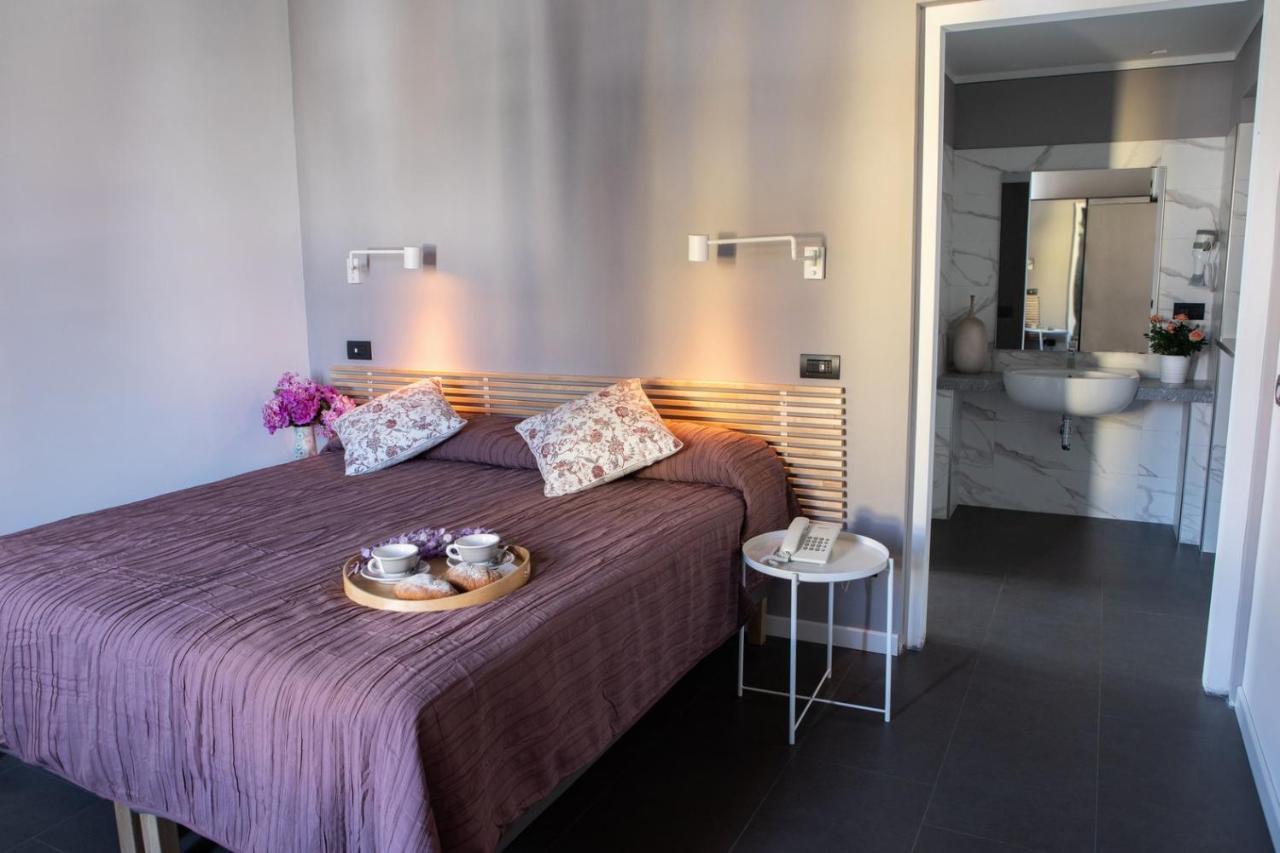 Hotel Milano Pool & Garden Salice Terme Luaran gambar